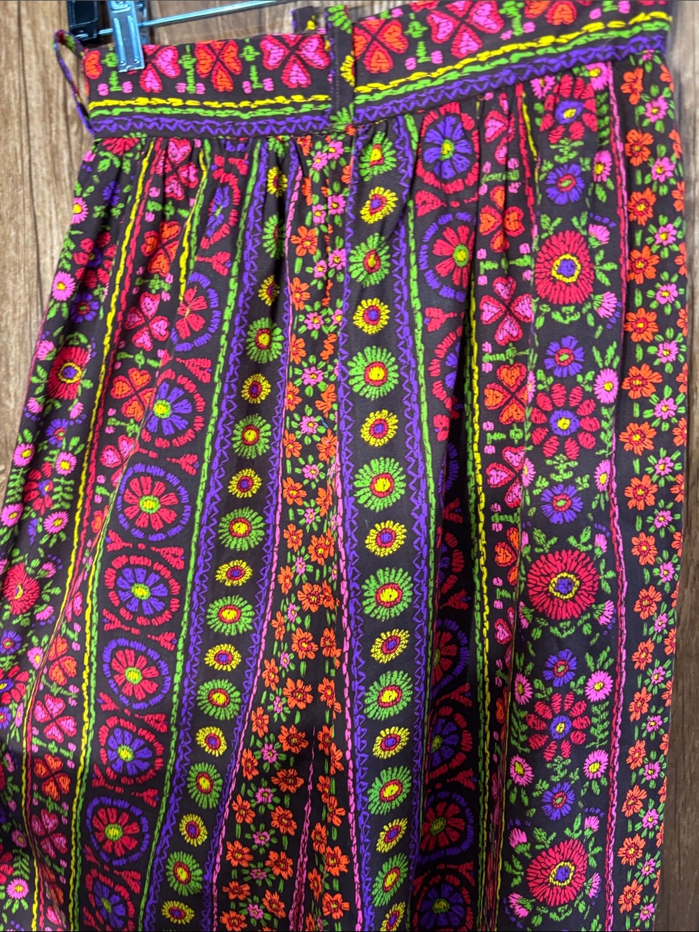 Colorful Embroidered Floral Midi Skirt in Black, Pink & Orange - Picture 2 of 4